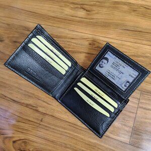 Premium Leather Bifold Men Wallet in Gift Box with RFID Blocking